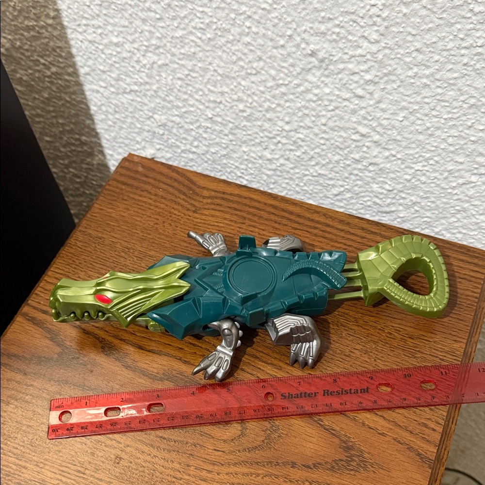 Hasbro NERF Max Force Blaster GATOR, a vintage toy from 1996. No Darts